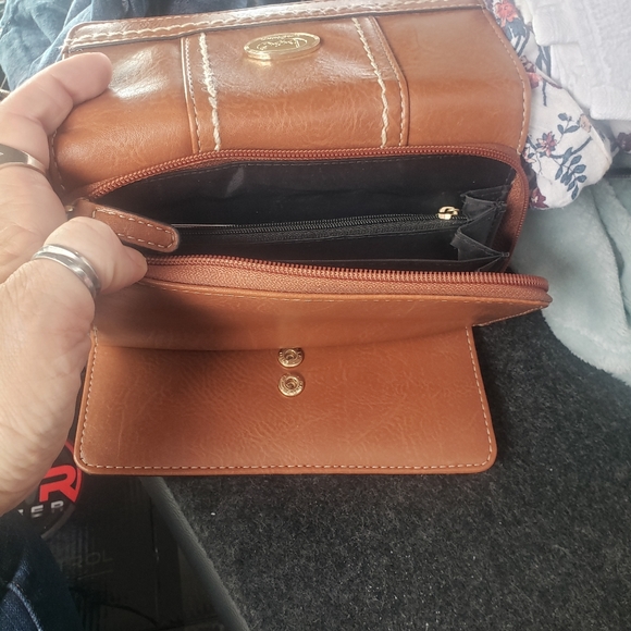 Wallet - Picture 3 of 5